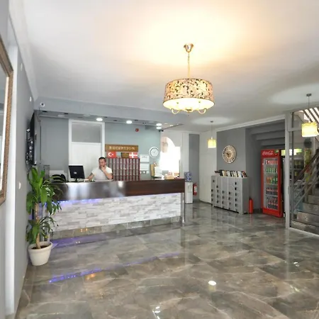 Reis Maris Hotell