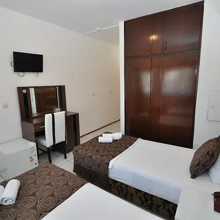 Reis Maris فندق مرمريس